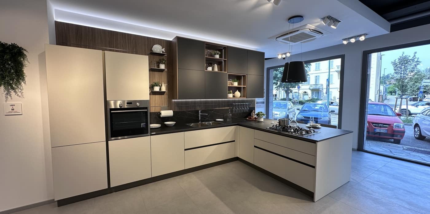 Cucina Like J — Veneta Cucine Casale Monferrato