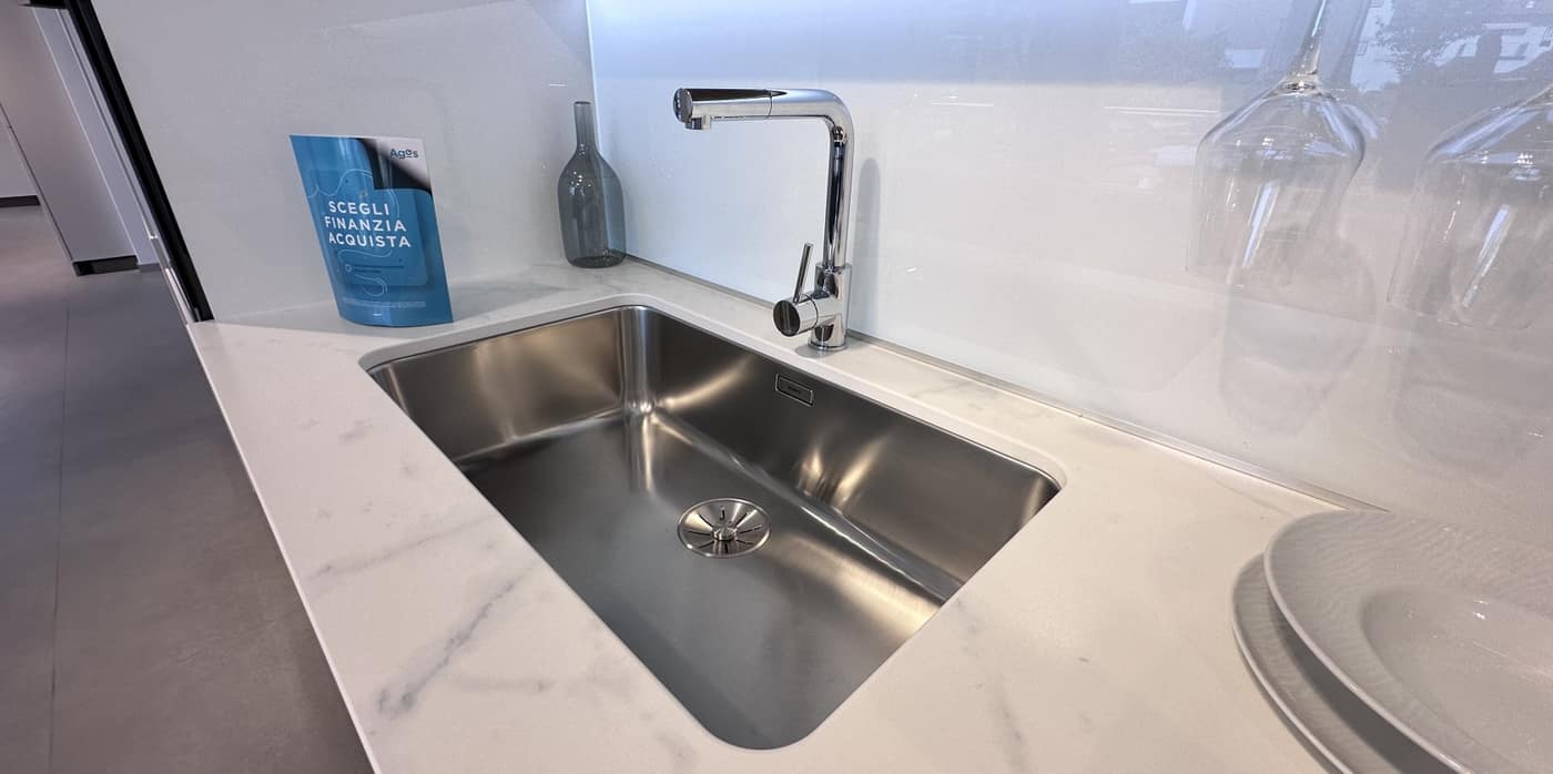 Cucina Ri-Flex Oyster — Veneta Cucine Casale Monferrato